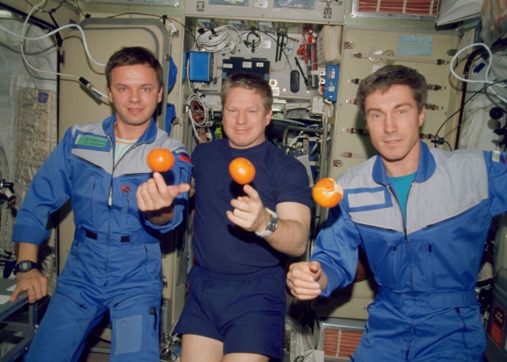 2000: First International Space Station crew